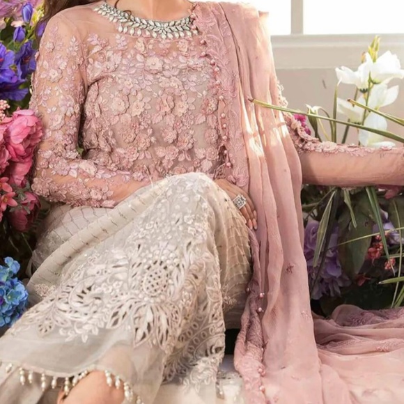 MARIA B- Embroidered (BD-2101) Ready For Pick-Up - Picture 3 of 5